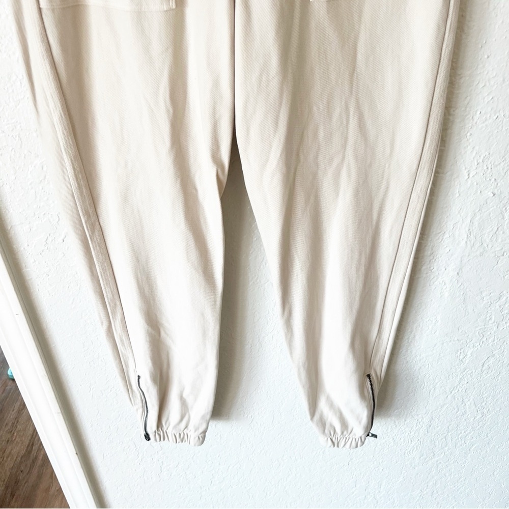 Athleta Pants Women's 2 Farallon Zip Pocket Joggers Ivory Minimalist Athleisure - Picture 4 of 8
